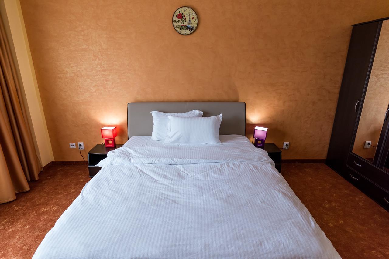 Hotel Monte Carlo Reghin Extérieur photo